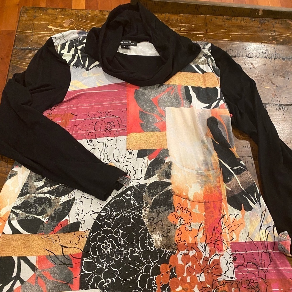 Michael Tyler Long Sleeves Cowl Neck Top Abstract Flower and Leaves Size XXL